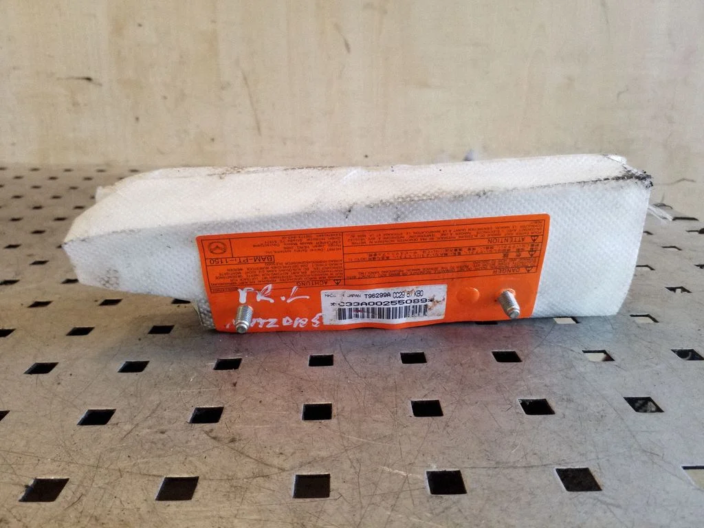 Istme turvapadi T96299A