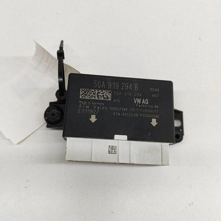 Parkimisandurite (PDC) juhtplokk – Volkswagen Passat B7 USA (2012-2019)
