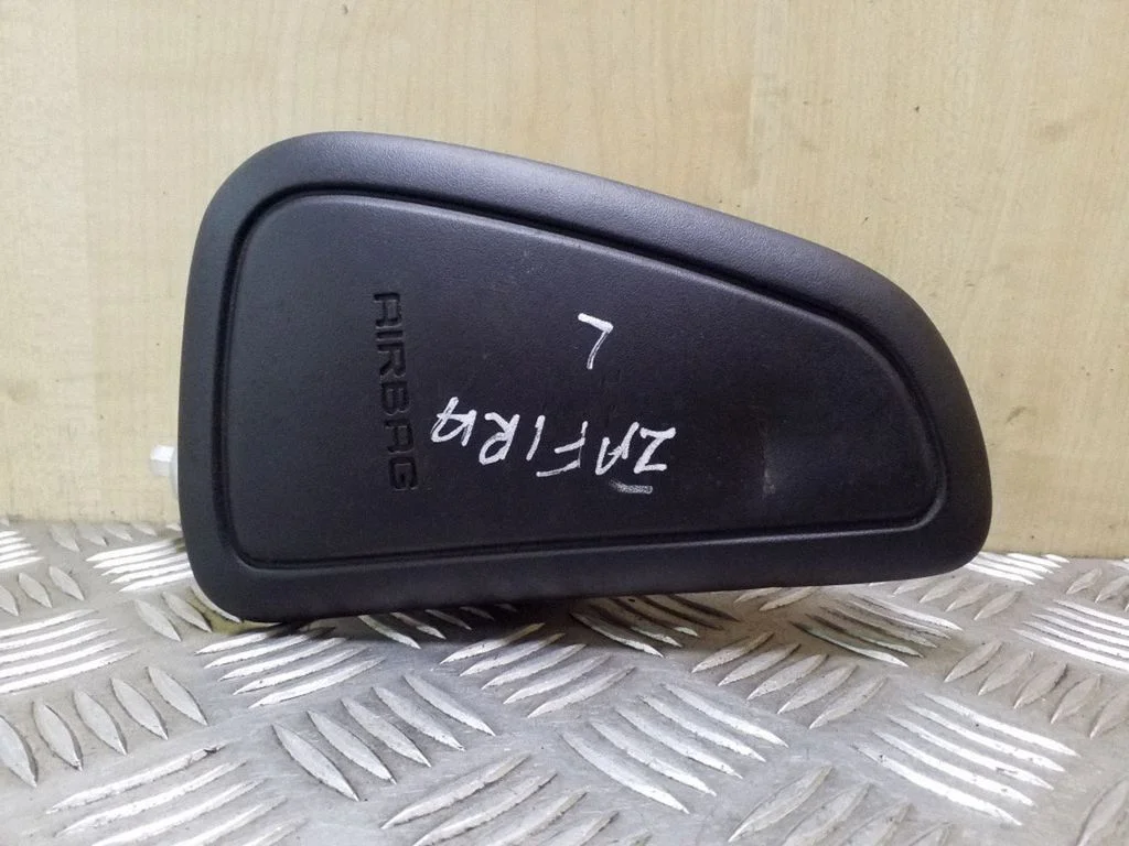 Istme turvapadi – Opel Zafira A (1999-2005)