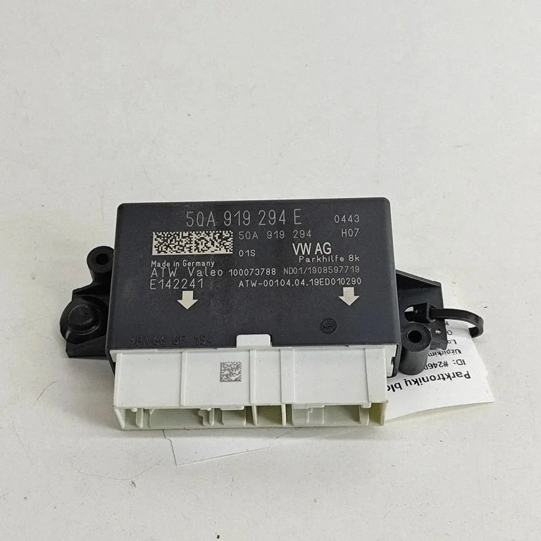 Parkimisandurite (PDC) juhtplokk – Volkswagen Passat B7 USA (2012-2019)