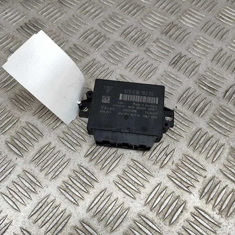 Parkošanās (PDC) sensoru vadības bloks 97061818305
