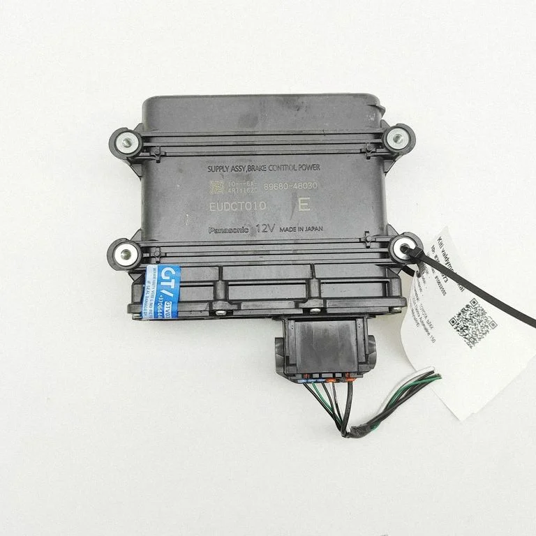 Aizmugurējo bremžu (EMF) vadības bloks 8968048030