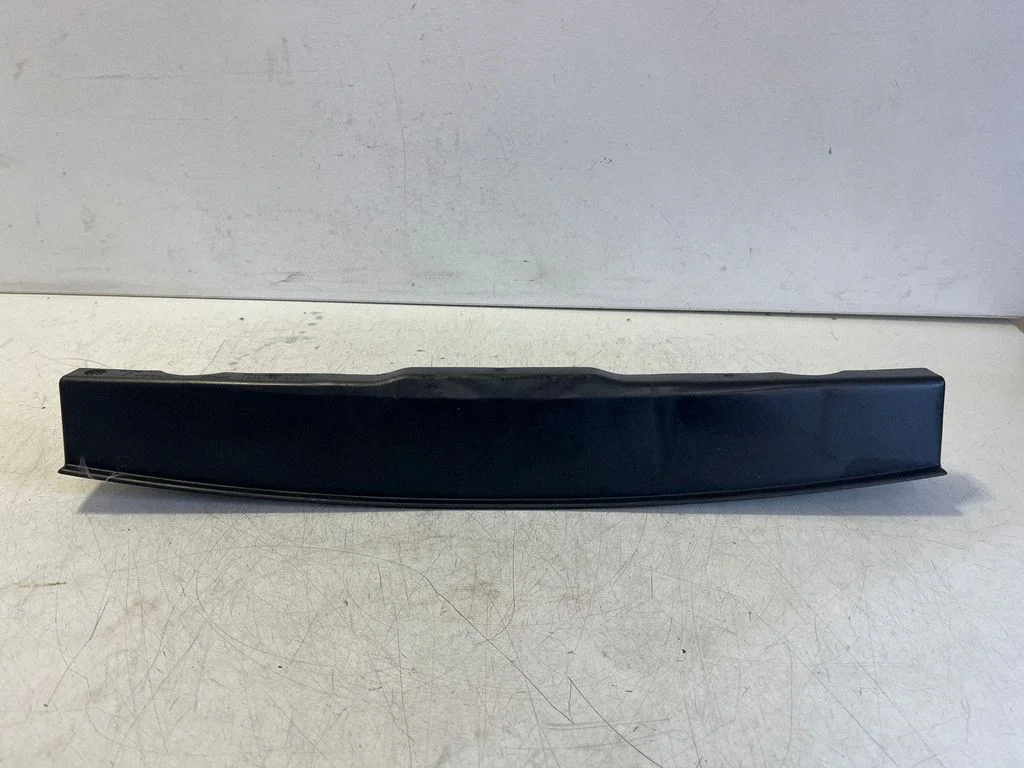 Muu pagasiruumi viimistluse osa – Tesla Model S (2012-)
