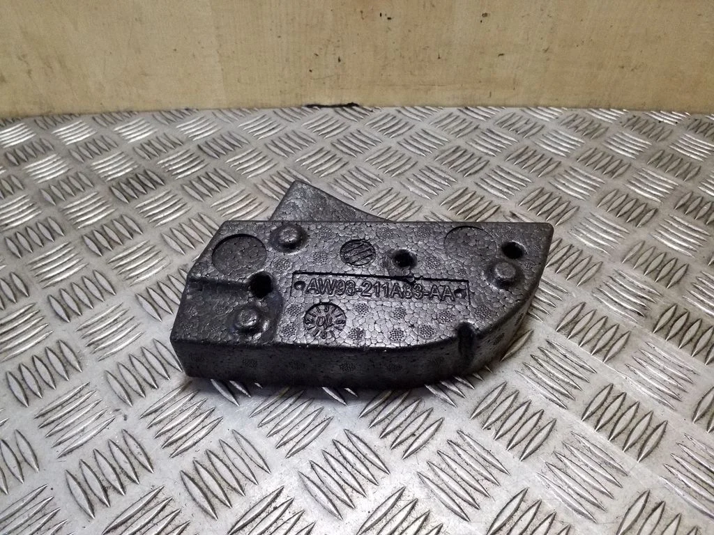 Other trunk/boot trim element AW93211A83AA