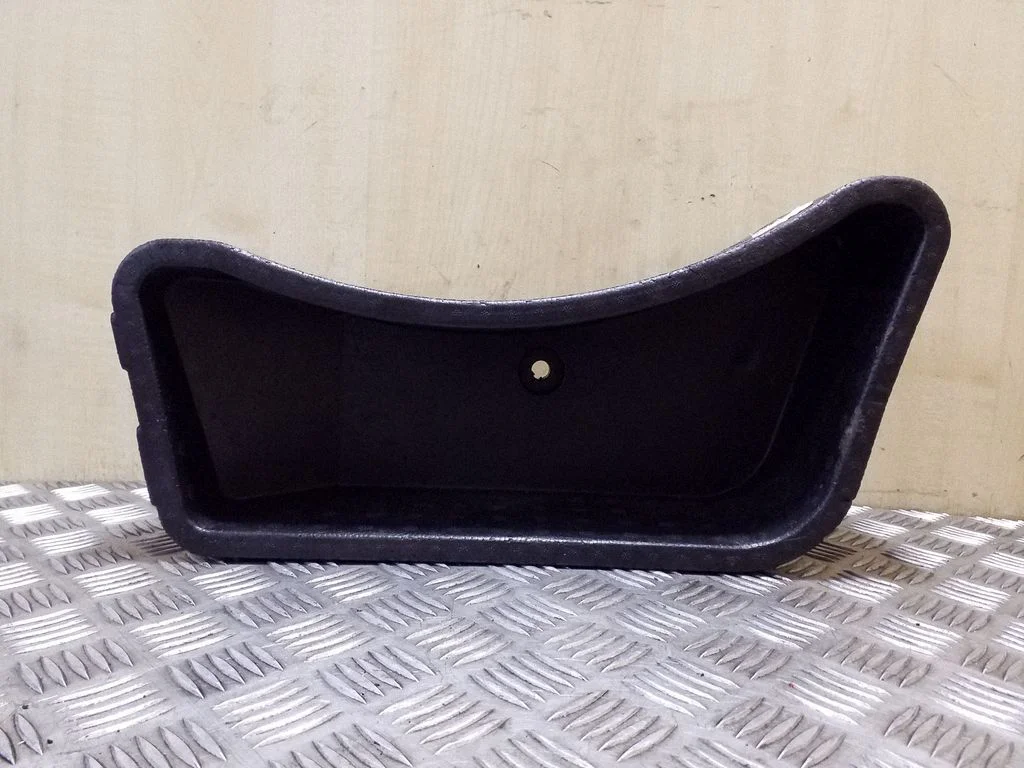 Other trunk/boot trim element 7P6863220