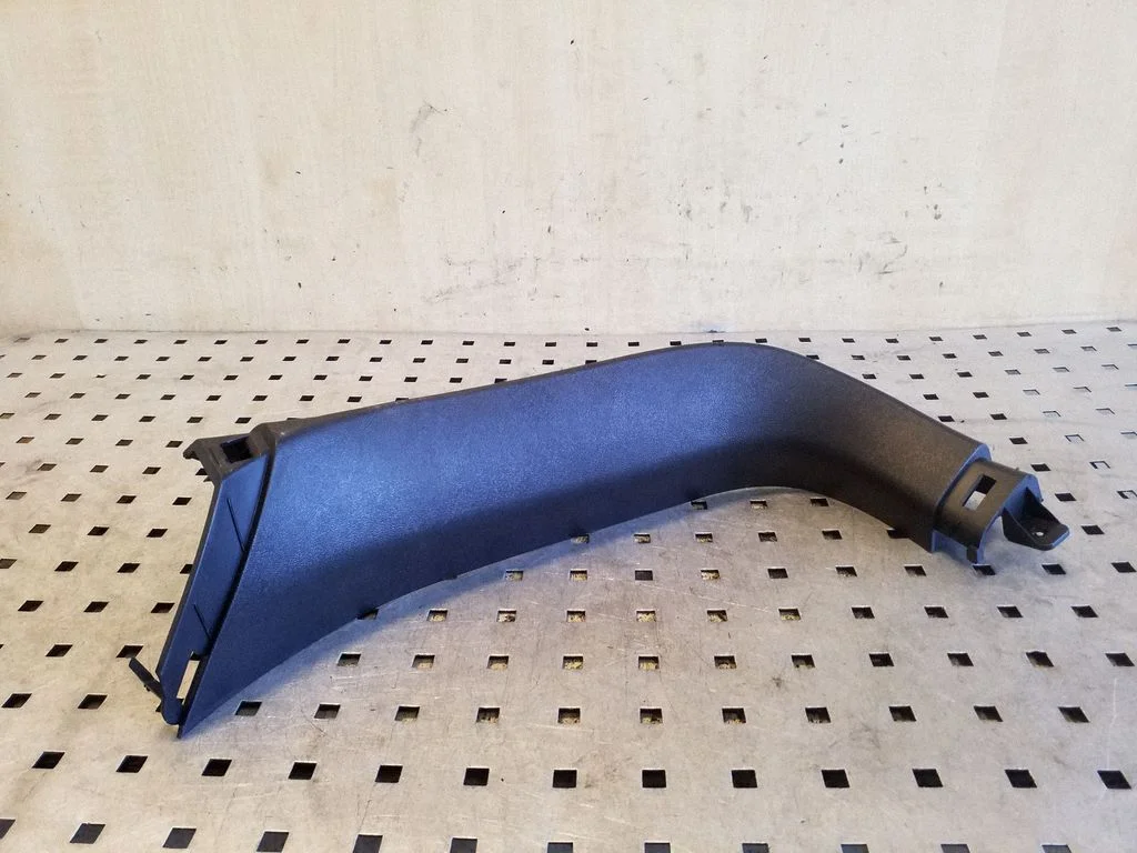 Other trunk/boot trim element 817412Y000