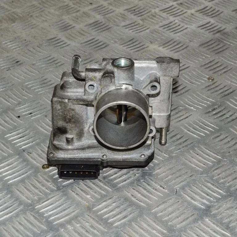 Throttle valve R2AA136B0EBAY – Mazda 6 (2008-2013)