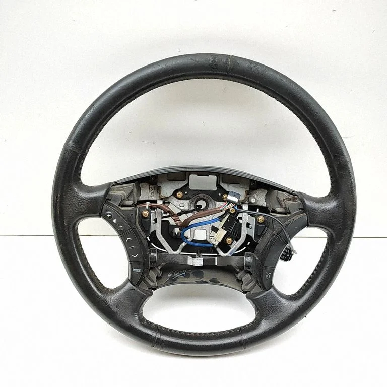 Steering wheel – Toyota Land Cruiser (J100) (1998-2007)