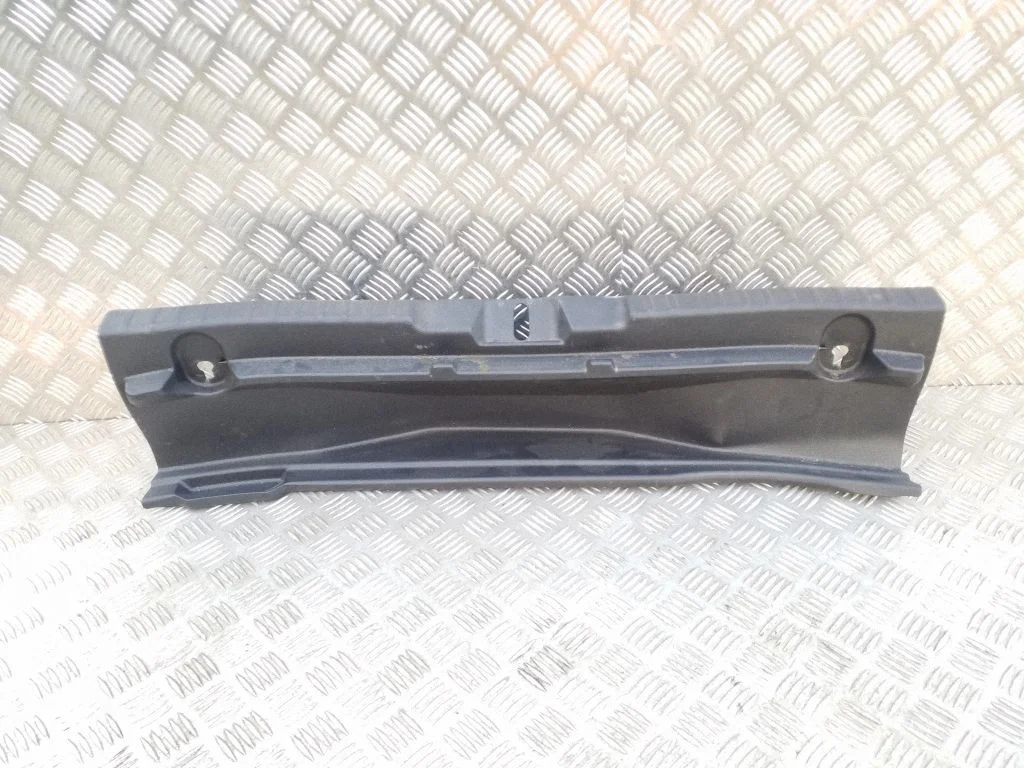 Osłona progu bagażnika – Toyota Corolla E210 E21 (2018-)