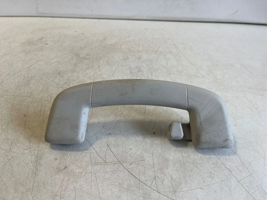 Rear interior roof grab handle 2G0857643