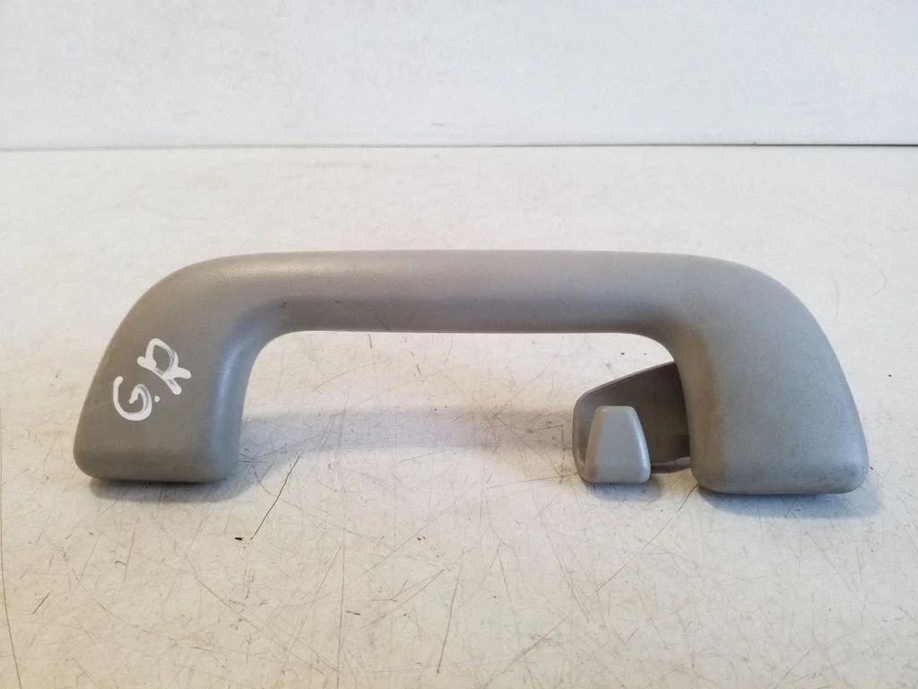 Rokturis aizmugurējais – Toyota Prius (XW30) (2009-2015)