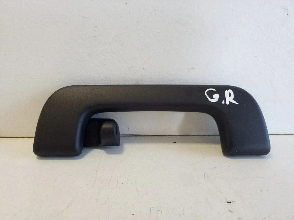 Rokturis aizmugurējais 8R0857608D