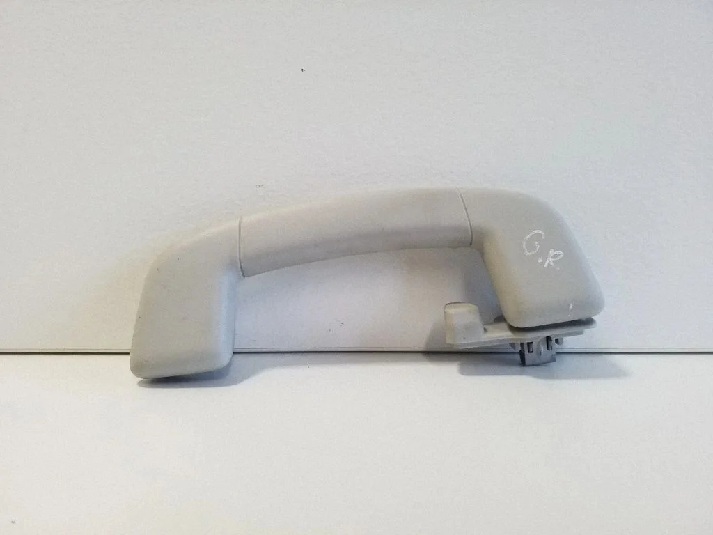 Tagumine lae käepide 3V0857643