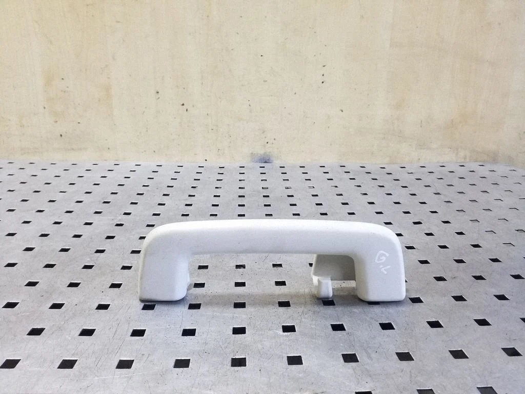 Rear interior roof grab handle DS73A045B15B