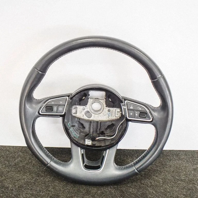 Steering wheel – Audi RS Q3 (2013-2018)