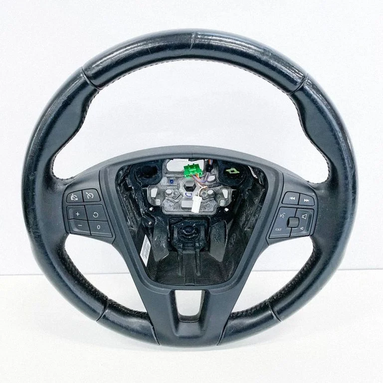 Steering wheel – Volvo V60 (2013-2018)