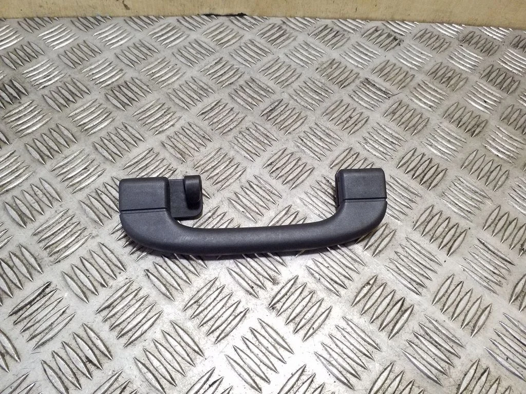 Rear interior roof grab handle 6977693