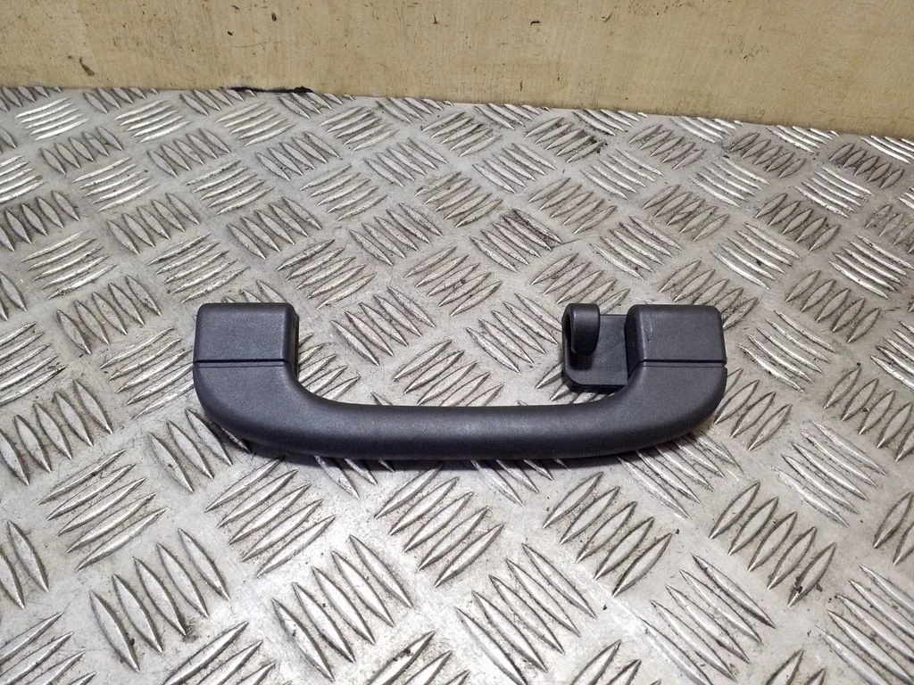 Rear interior roof grab handle 6977696