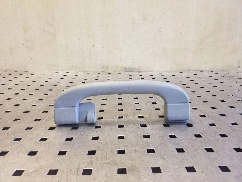 Rear interior roof grab handle – BMW X1 E84 (2009-2015)