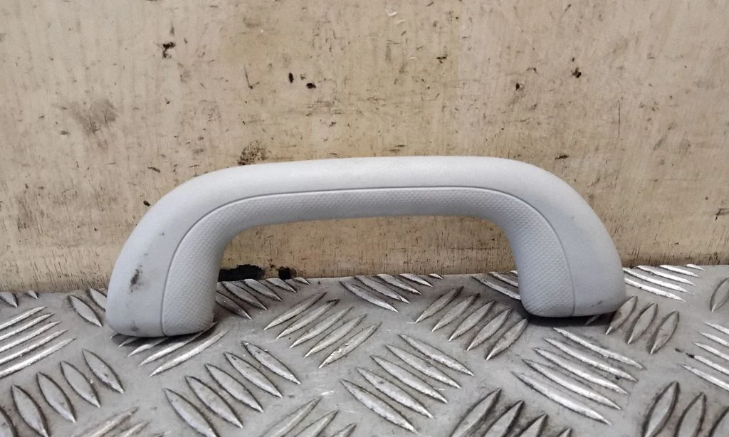 Rear interior roof grab handle – left