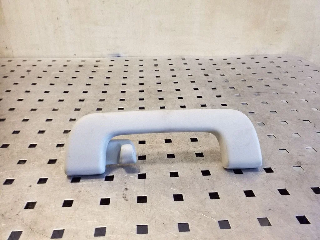 Rear interior roof grab handle 8K0857608A