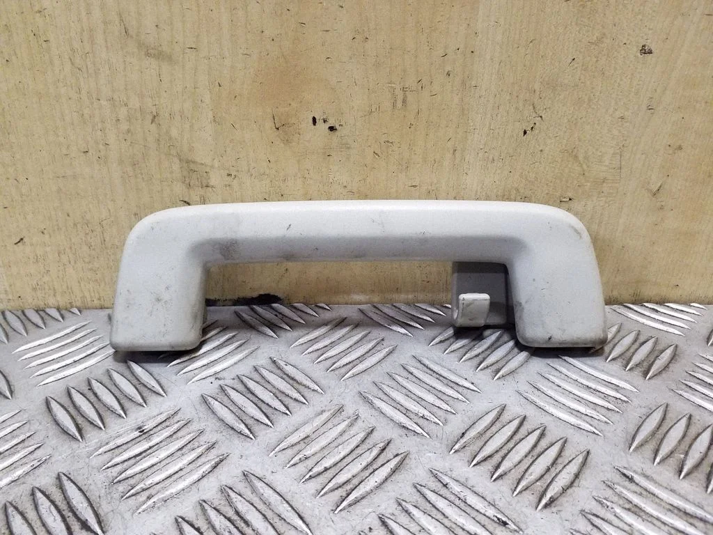 Rear interior roof grab handle