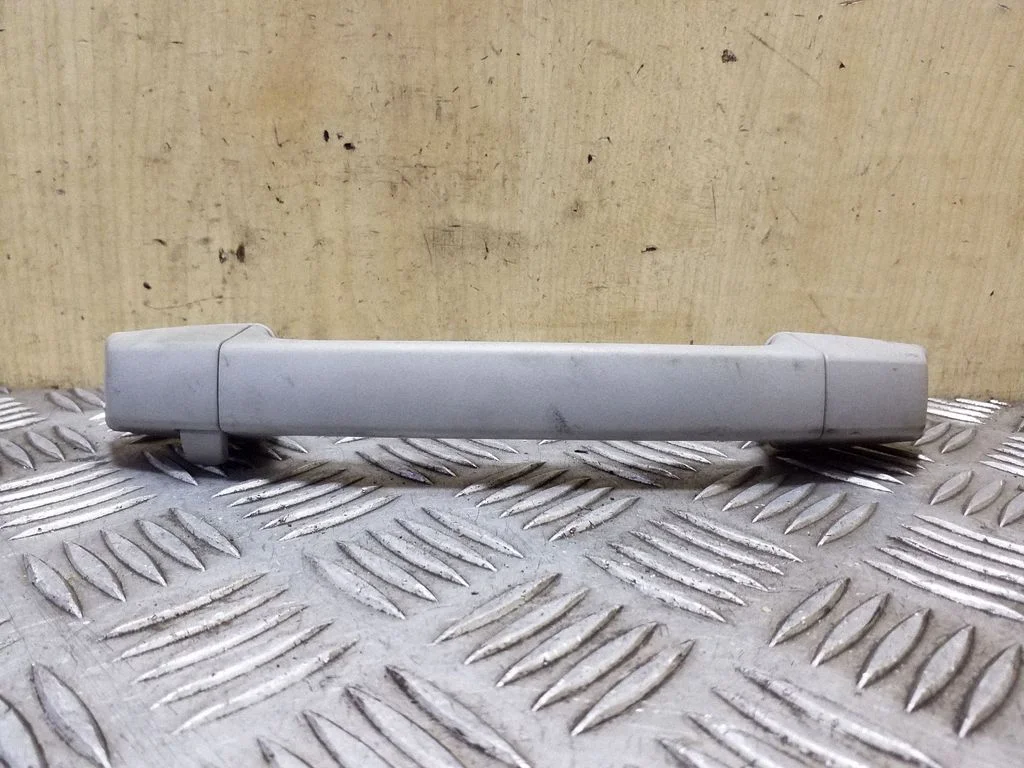 Tagumine lae käepide – BMW X3 E83 (2003-2010)