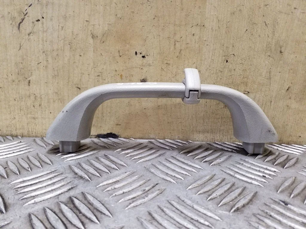 Rear interior roof grab handle – Opel Frontera B (1998-2004)