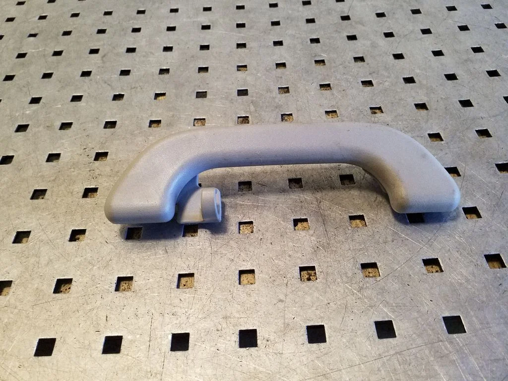Rear interior roof grab handle – Subaru Outback (2004-2006)