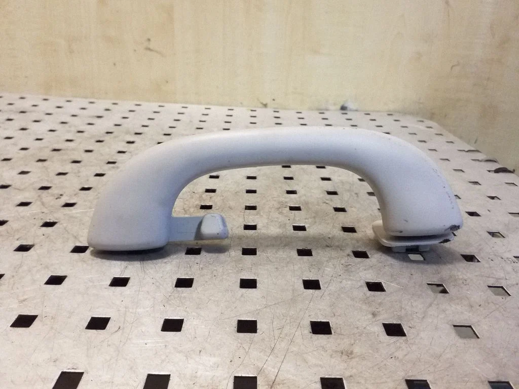 Rear interior roof grab handle – Peugeot 3008 I (2008-2015)