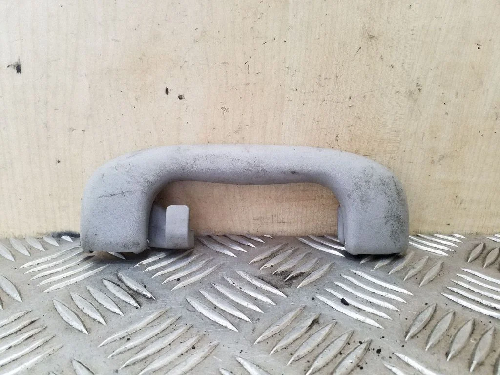 Rear interior roof grab handle – Opel Vectra C (2002-2005)
