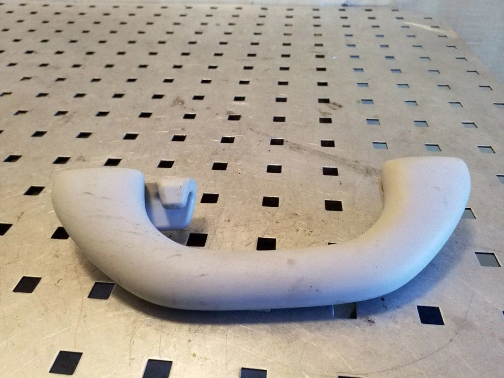 Rear interior roof grab handle 6N0857607AC