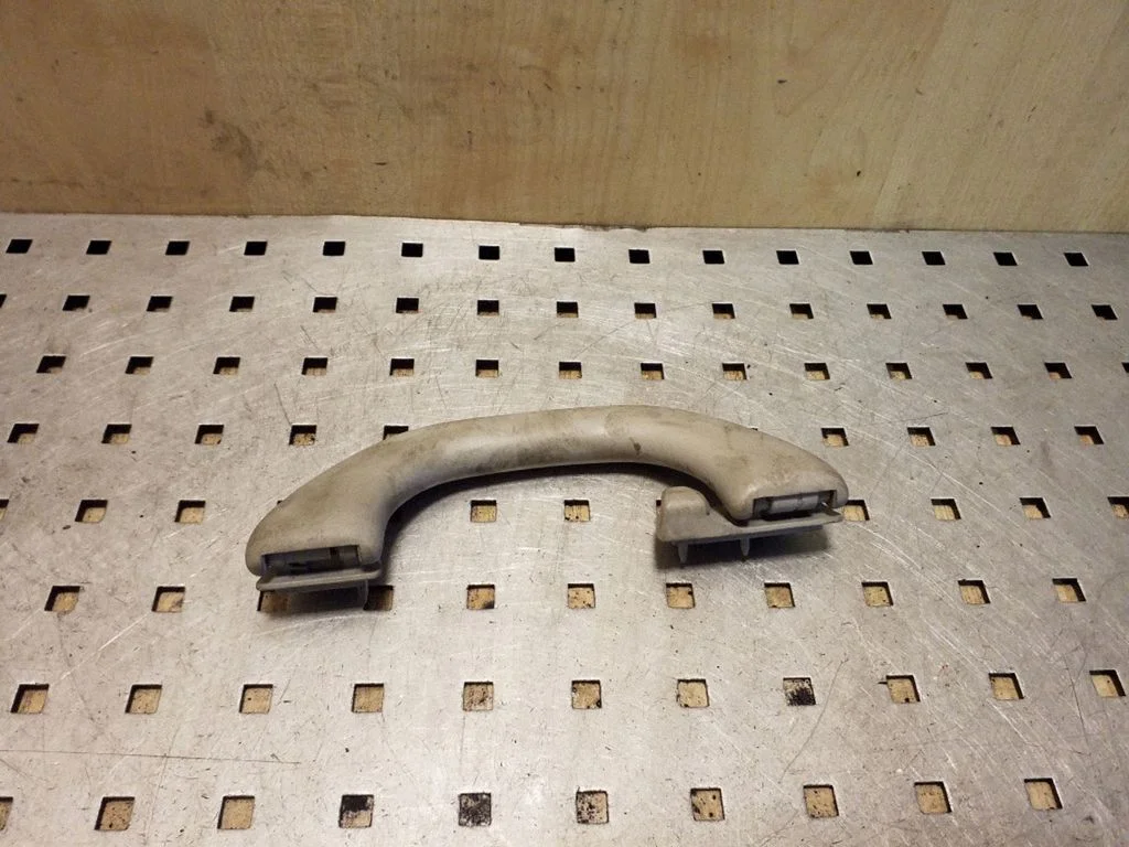 Rear interior roof grab handle 6N0857607L