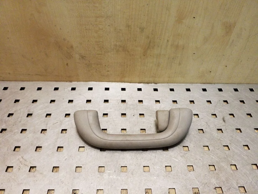 Rear interior roof grab handle 853422S000