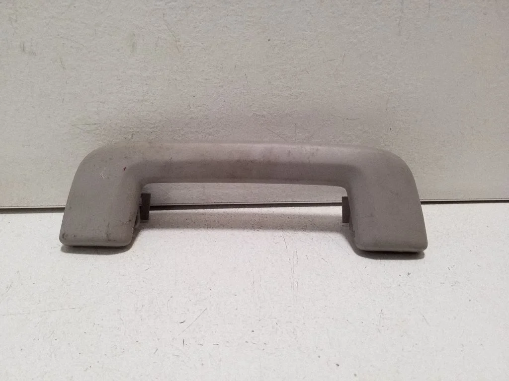 Front interior roof grab handle – Volvo V50 (2004-2007)
