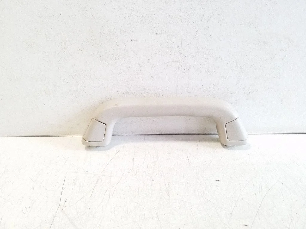 Front interior roof grab handle – Mitsubishi L200 (2015-)