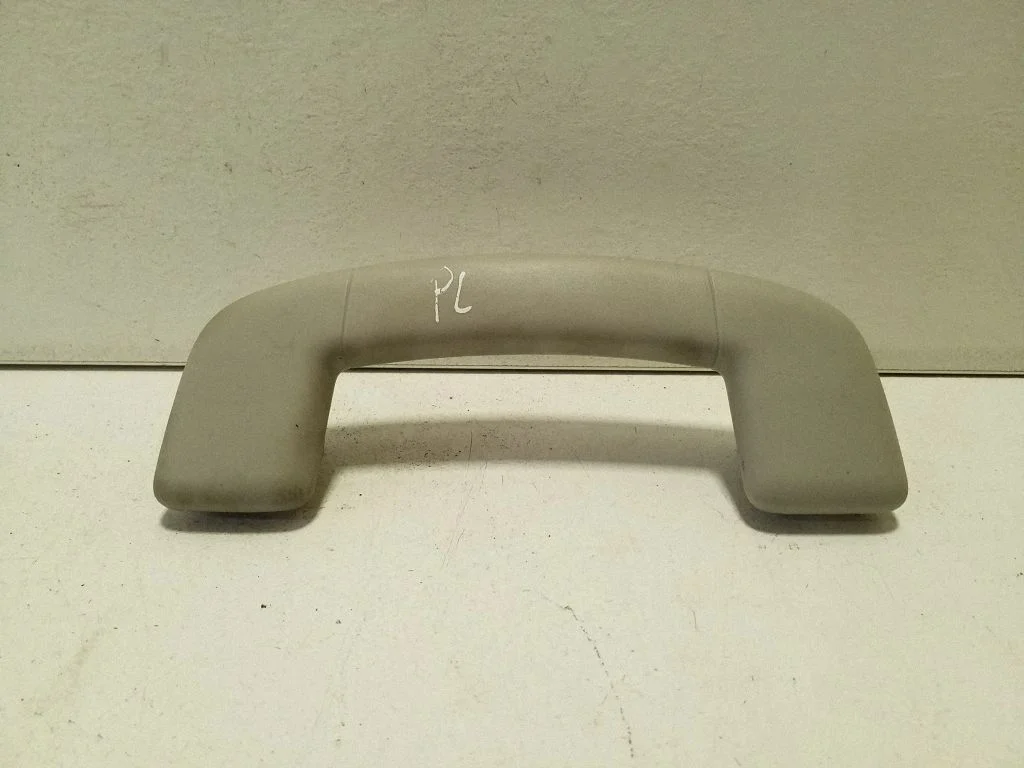 Front interior roof grab handle – Skoda Kamiq (2019-)