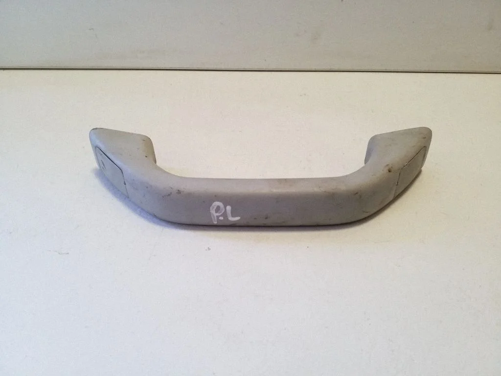 Uchwyt sufitowy przedni – Volkswagen Amarok (2010-2020)