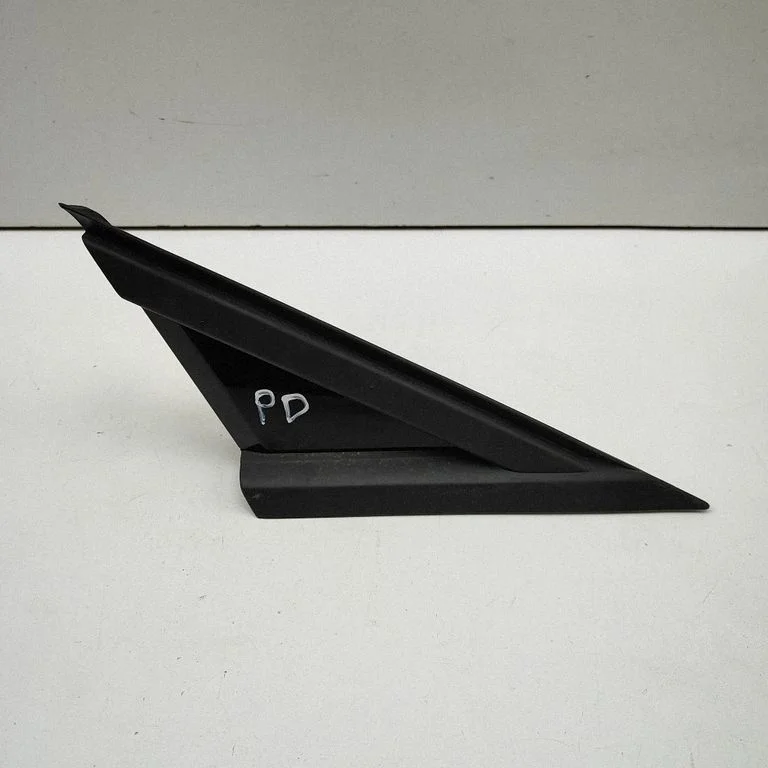 Mazais „A" priekšējo durvju stikls (četrdurvju) 14A853272