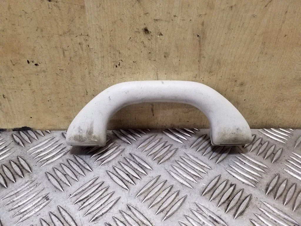 Front interior roof grab handle 6Y0857607H