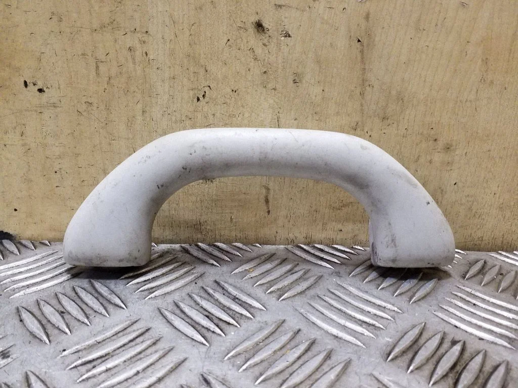 Front interior roof grab handle 6Y0857607H