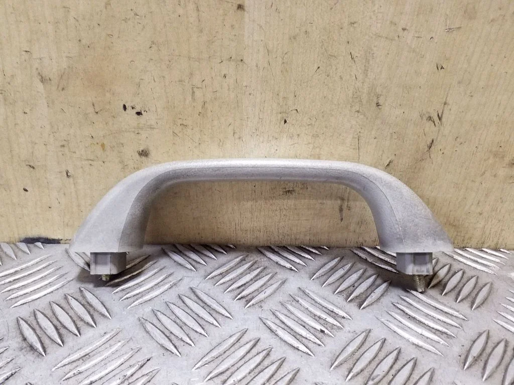 Front interior roof grab handle – Opel Frontera B (1998-2004)