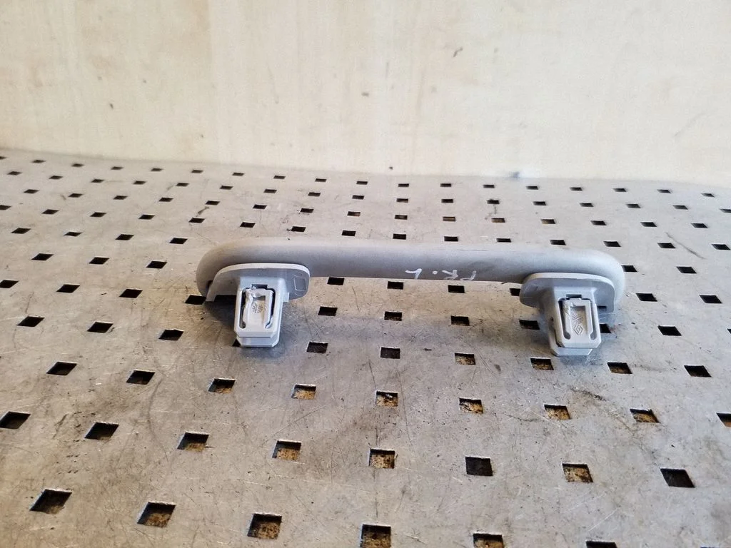 Front interior roof grab handle – front left