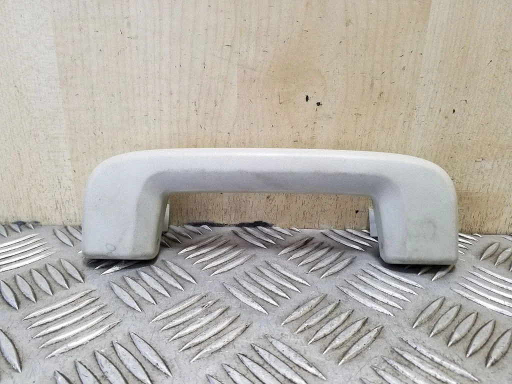 Front interior roof grab handle – Volvo V40 (2012-2019)