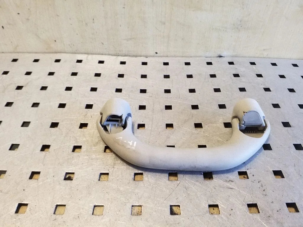 Rokturis priekšējais 5J0857607