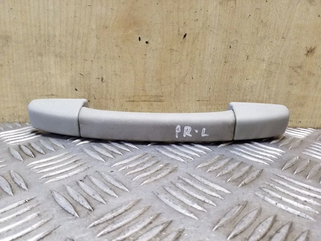 Front interior roof grab handle 7461030270
