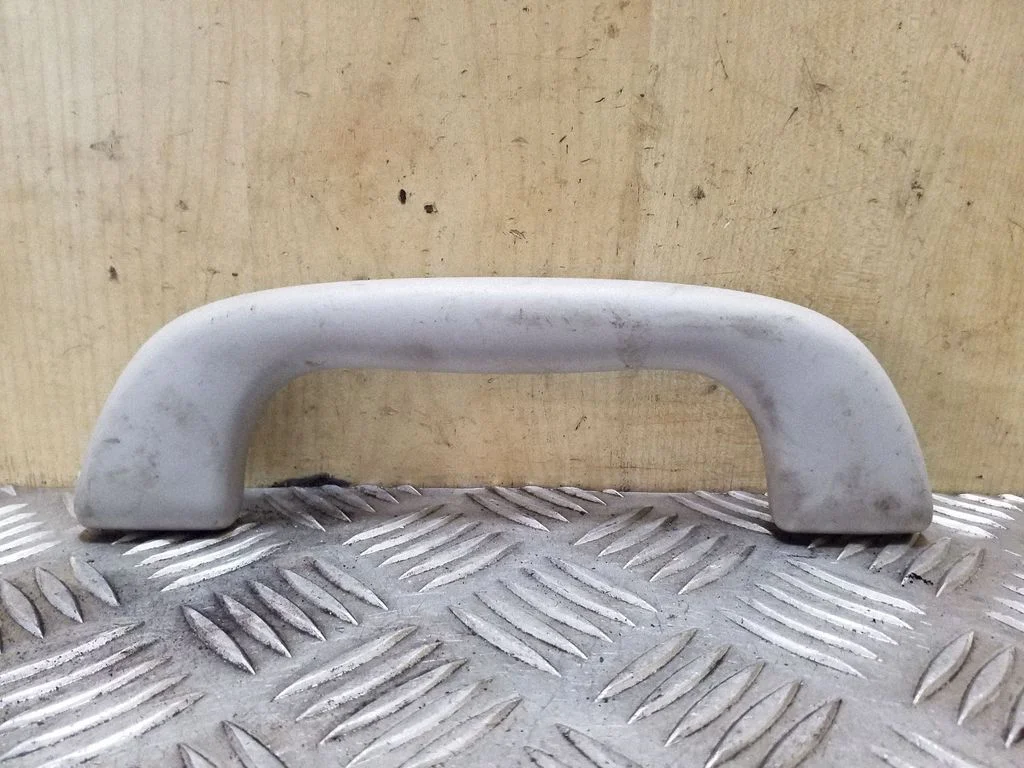 Front interior roof grab handle – Mazda 6 (2002-2008)