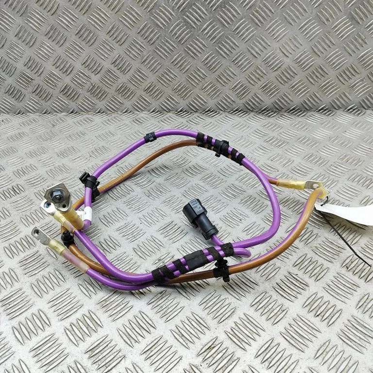 Mīnusa vads (akumulatora) 4M0971227CB