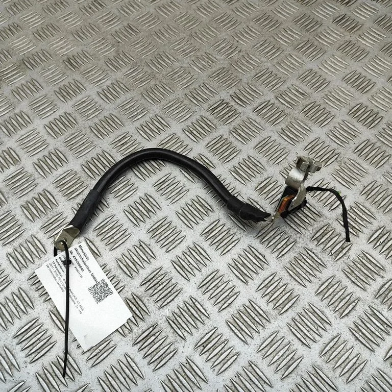 Mīnusa vads (akumulatora) 8S0915181B