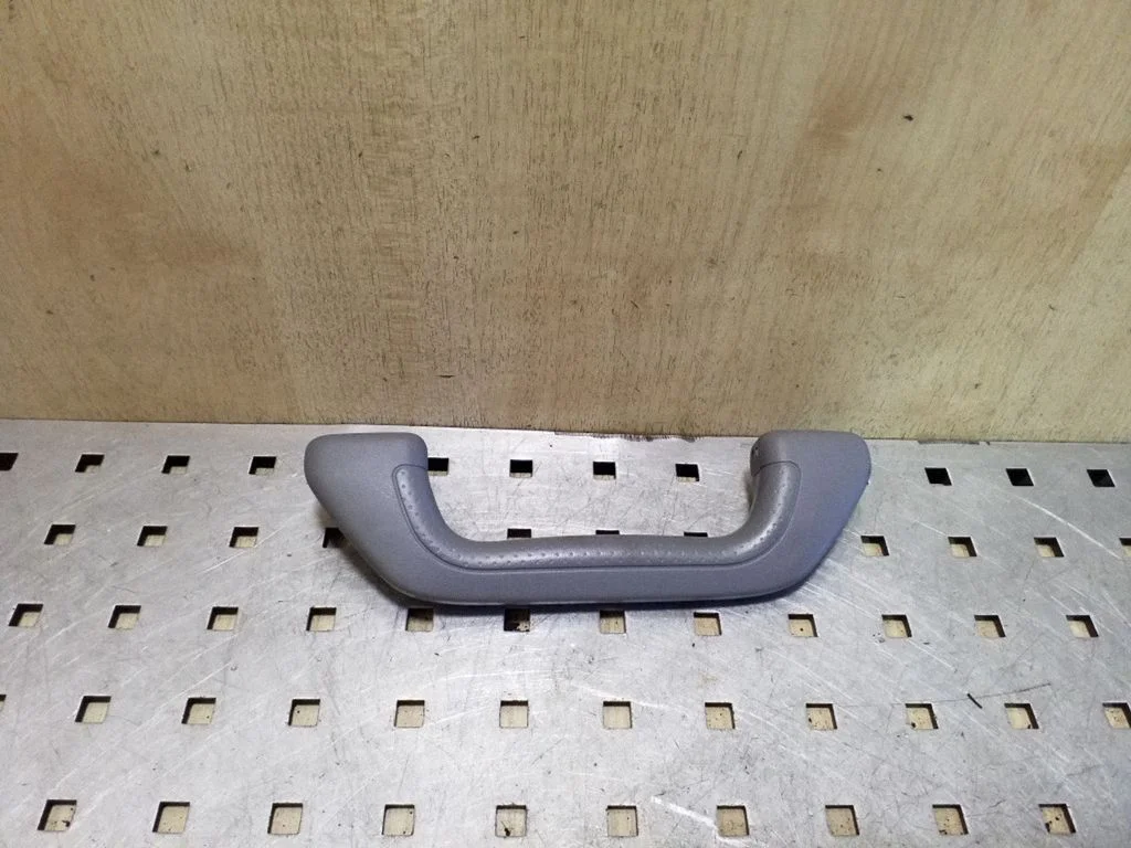 Front interior roof grab handle
